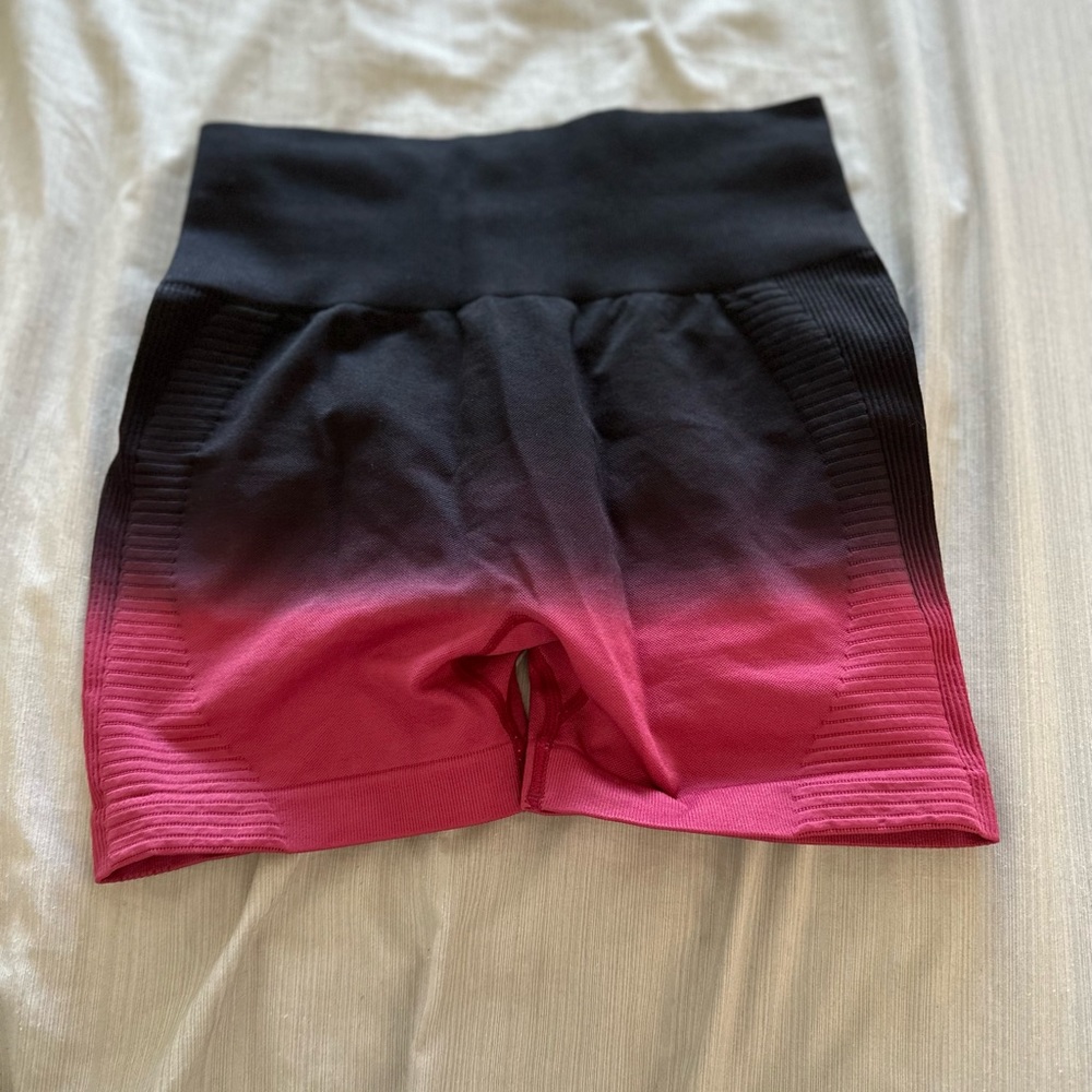 Black & pink ombré workout shorts